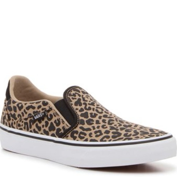 Vans Shoes - Vans Asher Deluxe slip-on sneaker -leopard print Ortholite insole - Sz. 10
